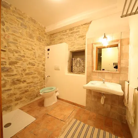 Agroturismo Borgo Di Cortolla Pietralunga (Umbria)